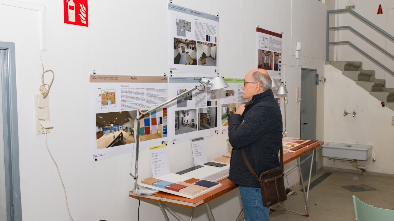 Presentation of the first drafts for the museum extension